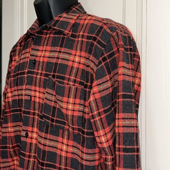 Vintage 60s/70s Misto Lana red, black & tan plaid thick shirt or jacket - Picture 4 of 7